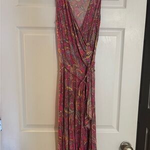 Sleeveles Pink Paisley Wrap Maxi Dress
